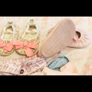 Baby Girl Clothing Lot 1 of 2
